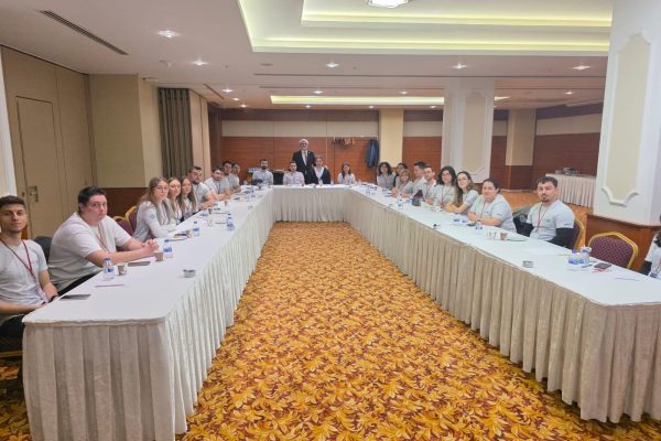 Rotary Ryla 2440 Adranos Otel Türk Otomotiv Tarihi anlatımı 04.04.2026